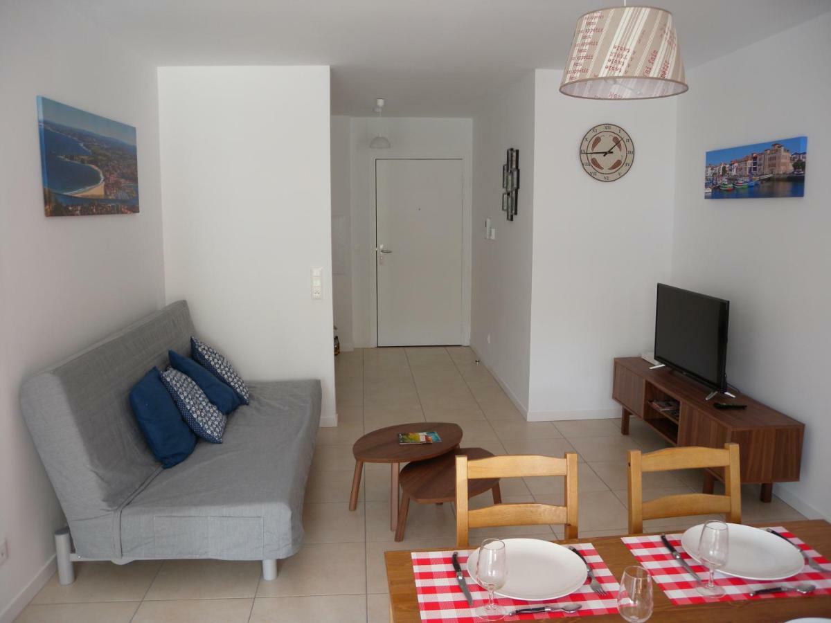 Hendaye- T2 3*-Wifi-350M Plage-Terrasse-Garage 외부 사진