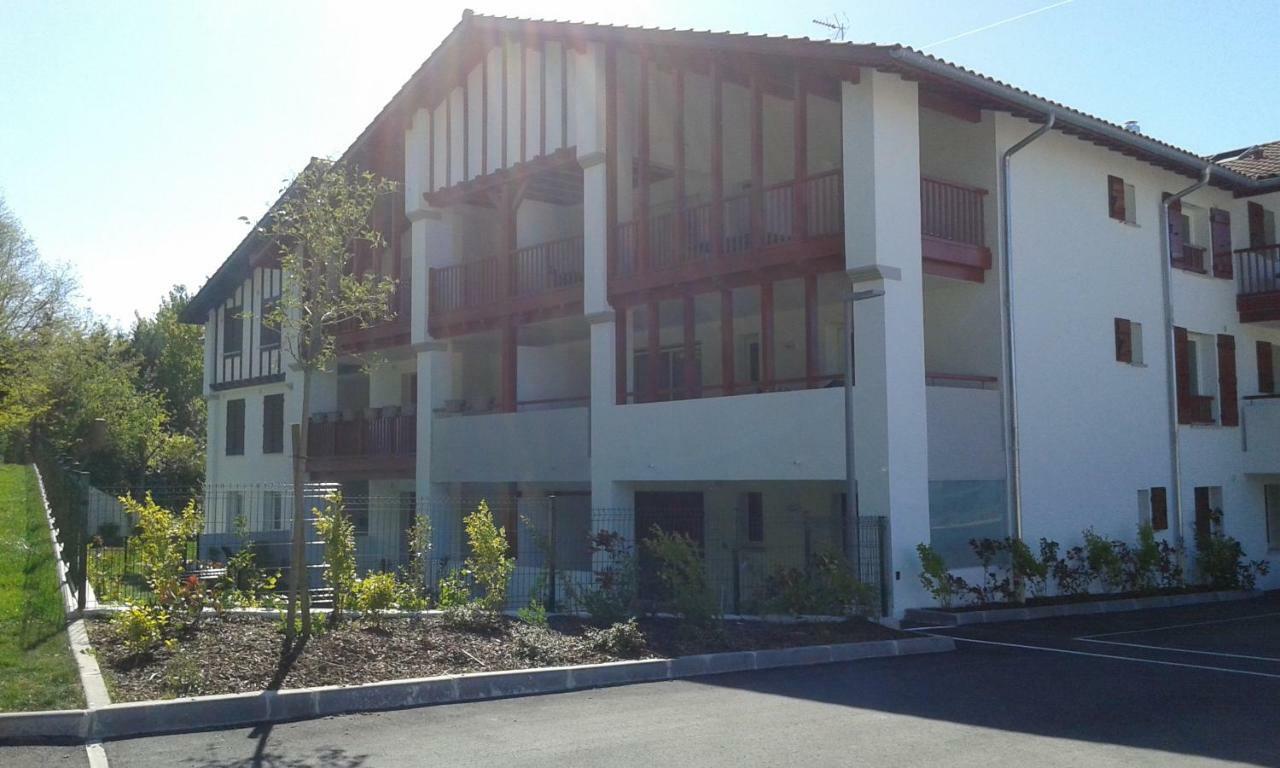 Hendaye- T2 3*-Wifi-350M Plage-Terrasse-Garage 외부 사진